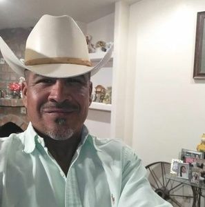 Meet your Posher, Fausto